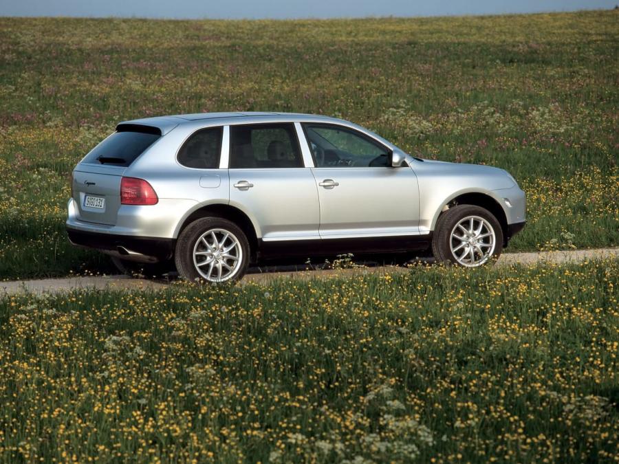  Porsche Cayenne V6 2004 года  (фото 4 из 7)